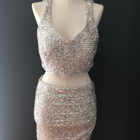 Stunning Formal 2 piece mini dress. - Picture 5 of 5